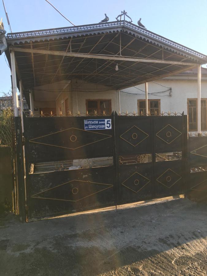 Private house Hotel Sukhumi Exterior foto